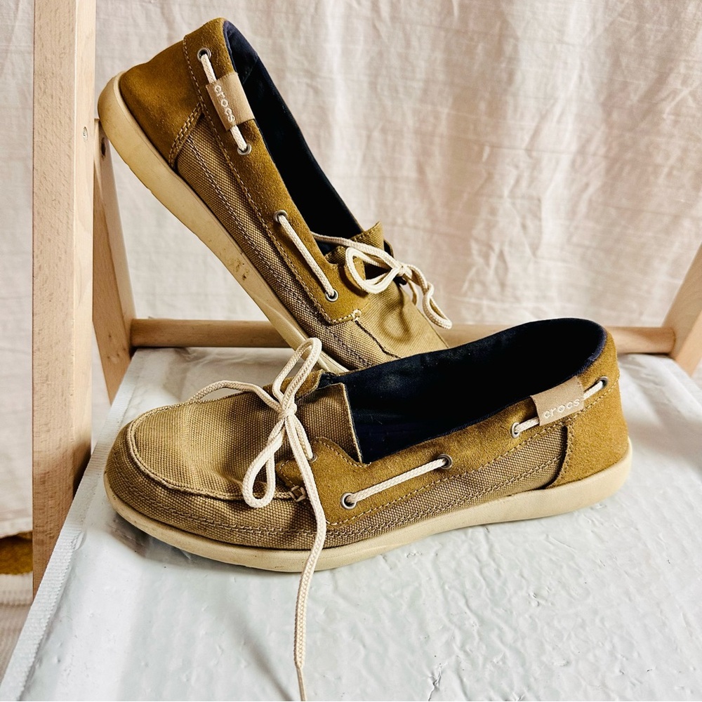 Crocs Women Walu Boat Shoe Size 10
